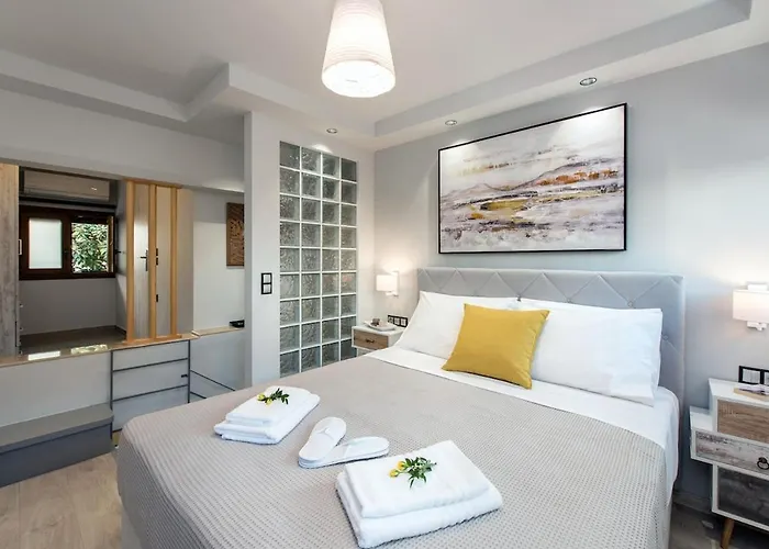 Core Maisonette - Next To Corfu Town Apartament *
