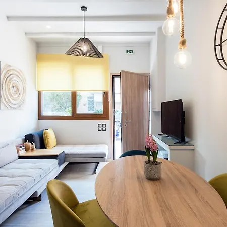 Core Maisonette - Next To Corfu Town Lägenhet *
